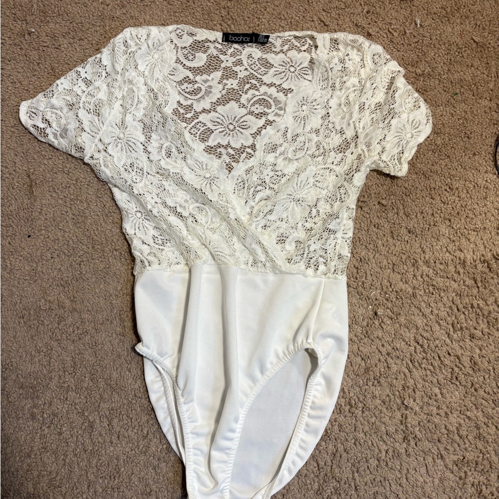 Boohoo Ivory Lace Bodysuit